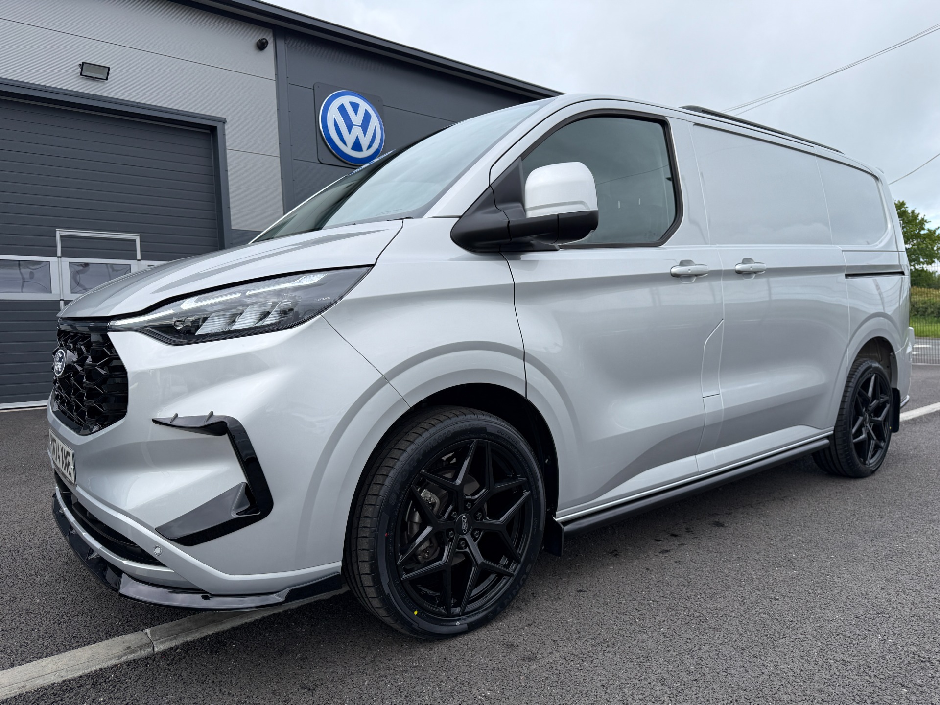 Ford Transit Custom 2.0 280 EcoBlue Limited Panel Van 5dr Diesel Manual L1 H1 Euro 6 (s/s) (136 ps)