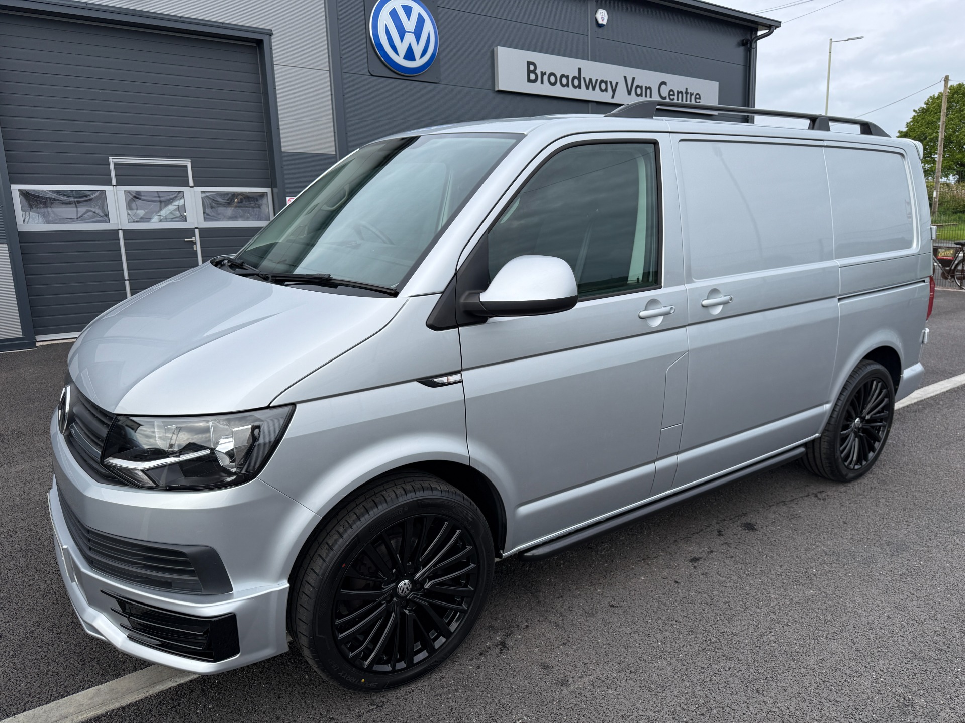 Volkswagen Transporter 2.0 TDI T28 BlueMotion Tech Trendline Panel Van 5dr Diesel Manual FWD SWB Euro 6 (s/s) (102 ps)