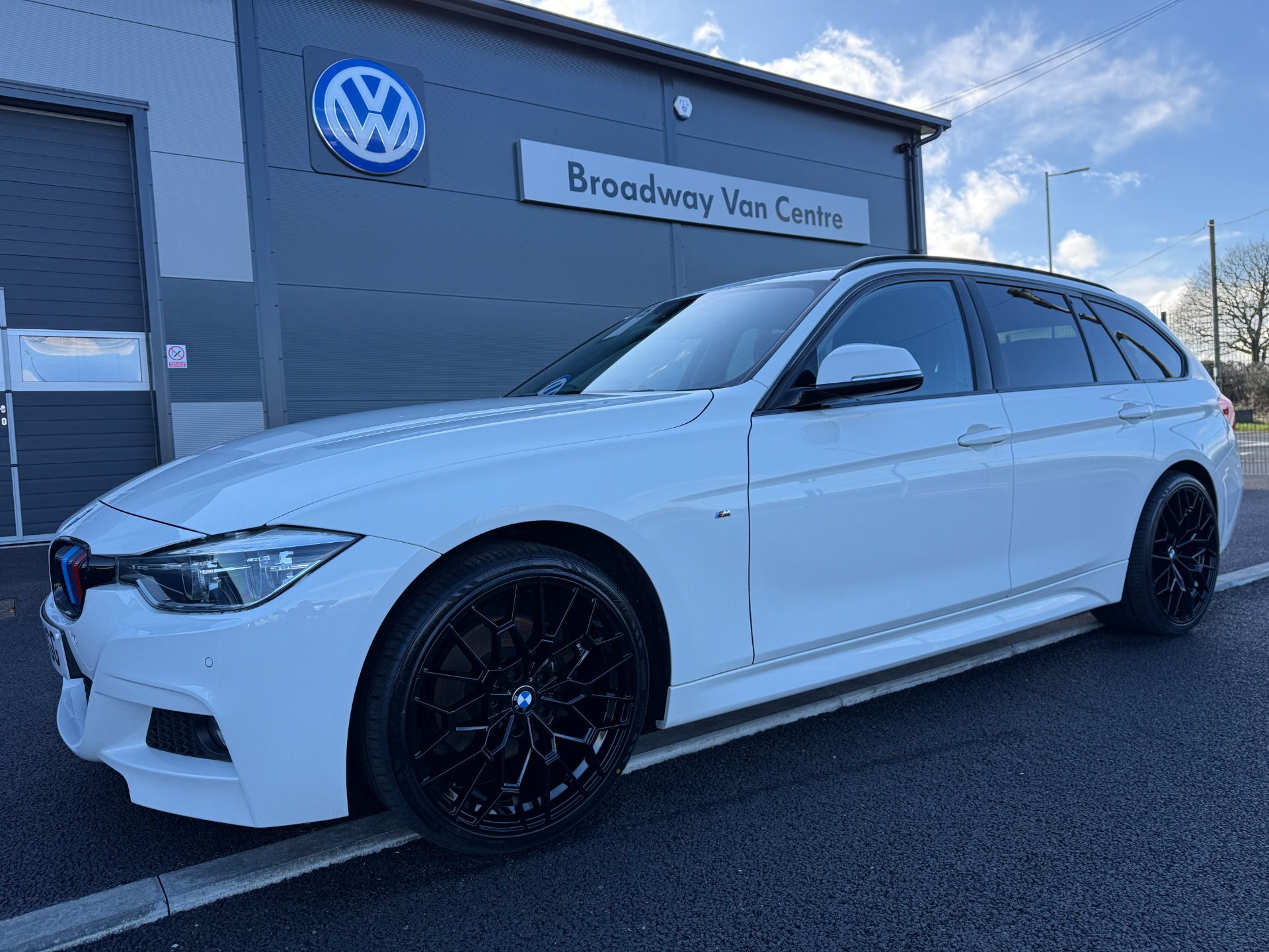 BMW 3 Series 2.0 320d M Sport Touring 5dr Diesel Auto Euro 6 (s/s) (190 ps)