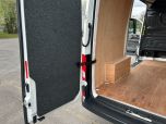VOLKSWAGEN CRAFTER CR35 TDI MEDIUM HIGH ROOF 140 6 SPEED STARTLINE IN CANDY WHITE - EURO SIX - 3503 - 22