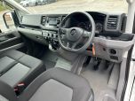 VOLKSWAGEN CRAFTER CR35 TDI MEDIUM HIGH ROOF 140 6 SPEED STARTLINE IN CANDY WHITE - EURO SIX - 3503 - 23