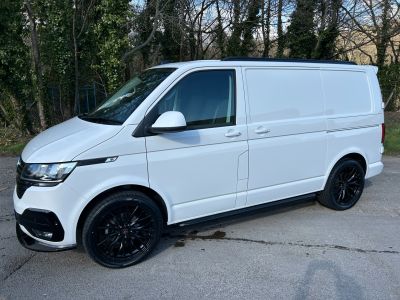 Used VOLKSWAGEN TRANSPORTER in Mid Glamorgan South Wales for sale