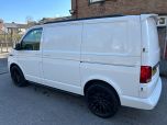 VOLKSWAGEN TRANSPORTER T6.1 TDI 150 6 SPEED HIGHLINE SWB IN CANDY WHITE - EURO SIX - 3480 - 7