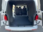VOLKSWAGEN TRANSPORTER T6.1 TDI 150 6 SPEED HIGHLINE SWB IN CANDY WHITE - EURO SIX - 3480 - 10