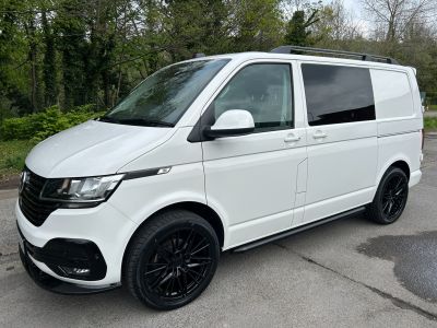 Used VOLKSWAGEN TRANSPORTER in Mid Glamorgan South Wales for sale