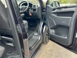 VOLKSWAGEN TRANSPORTER T6 TDI 150 7 SPEED DSG AUTO 8 SEAT SHUTTLE SE LWB IN STARLIGHT BLUE - EURO SIX - 3472 - 16