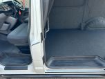 VOLKSWAGEN TRANSPORTER T6.1 TDI STARTLINE SWB IN CANDY WHITE - EURO SIX - 3498 - 10